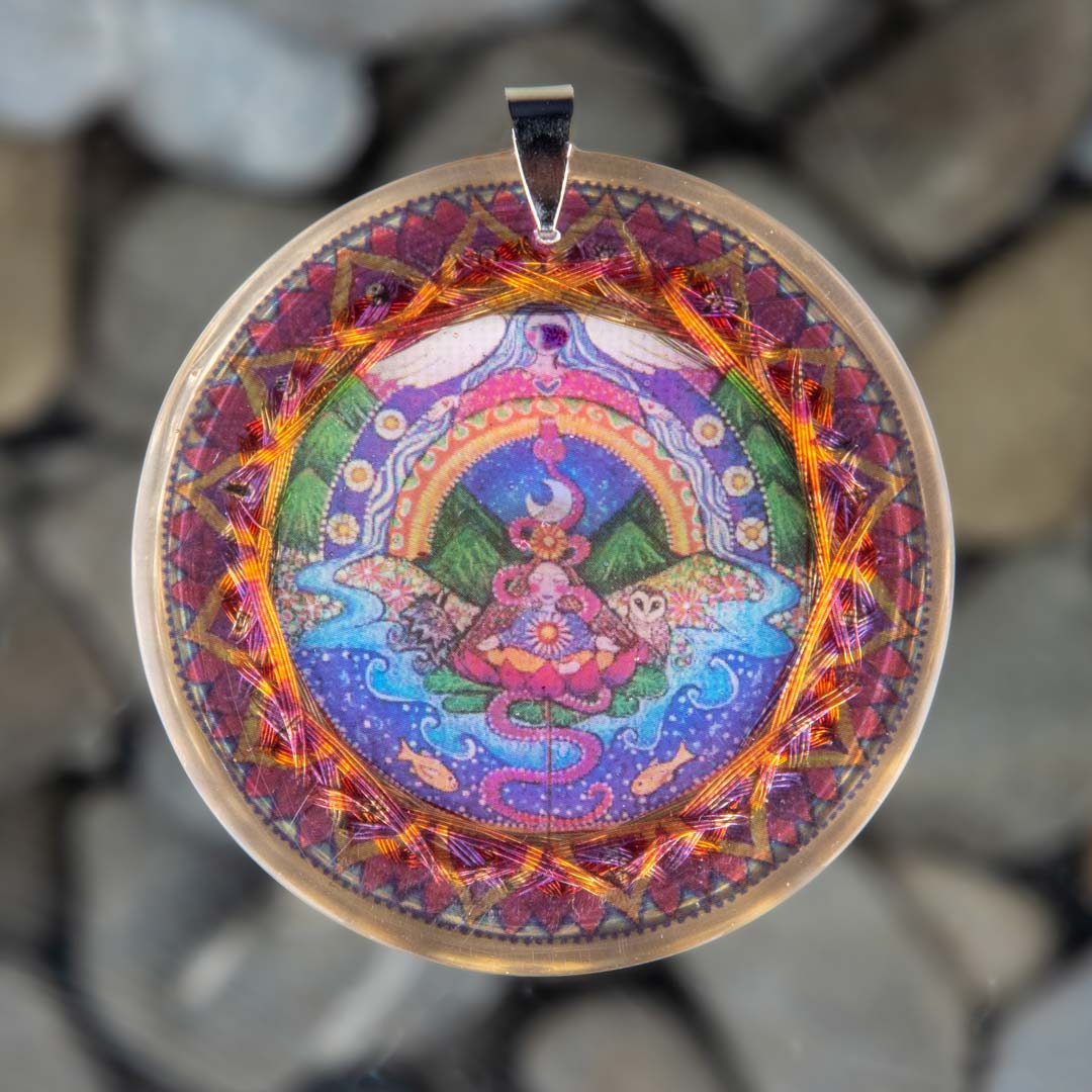 Metayantra Quantum Resonator Necklace 7th Chakra Sahasrara for spiritual connection: Quartz, copper and sacred geometry
