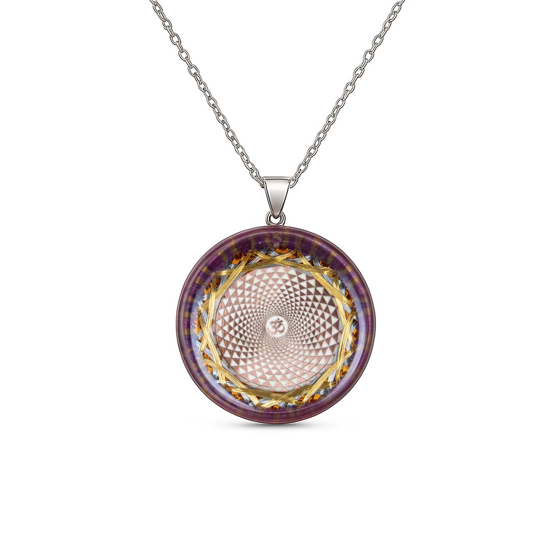 Metayantra Quantum Resonator Necklace 7th Chakra Sahasrara for spiritual connection: Quartz, copper and sacred geometry