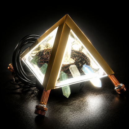 Copper Pyramid with Quantum Vortex PEMF | NEXUS CORE 3-System | 624m Rodin Coil | Rife Frequencies 1Hz–150kHz | Strobe Light Therapy | Frequency Lab AI Included | Giza 51° Sacred Geometry | Selenite | Collapsible | Handmade — Metayantra