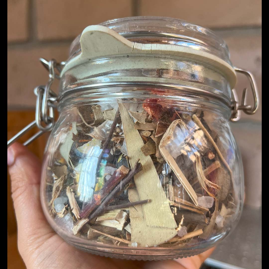 Herbal Energy Cleansing Bath | Ritual for Abundance – Metayantra