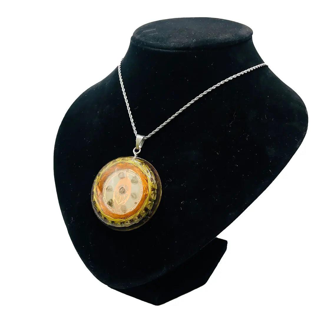 Abundance Necklace — Clarity to Decide, Confidence to Charge What You're Worth