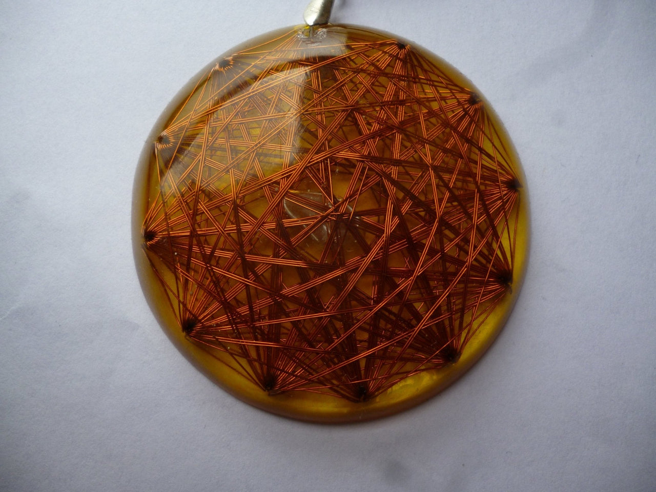 Icosahedral Resonator Filter Against Noxious Frequencies - Metayantra Consciencia