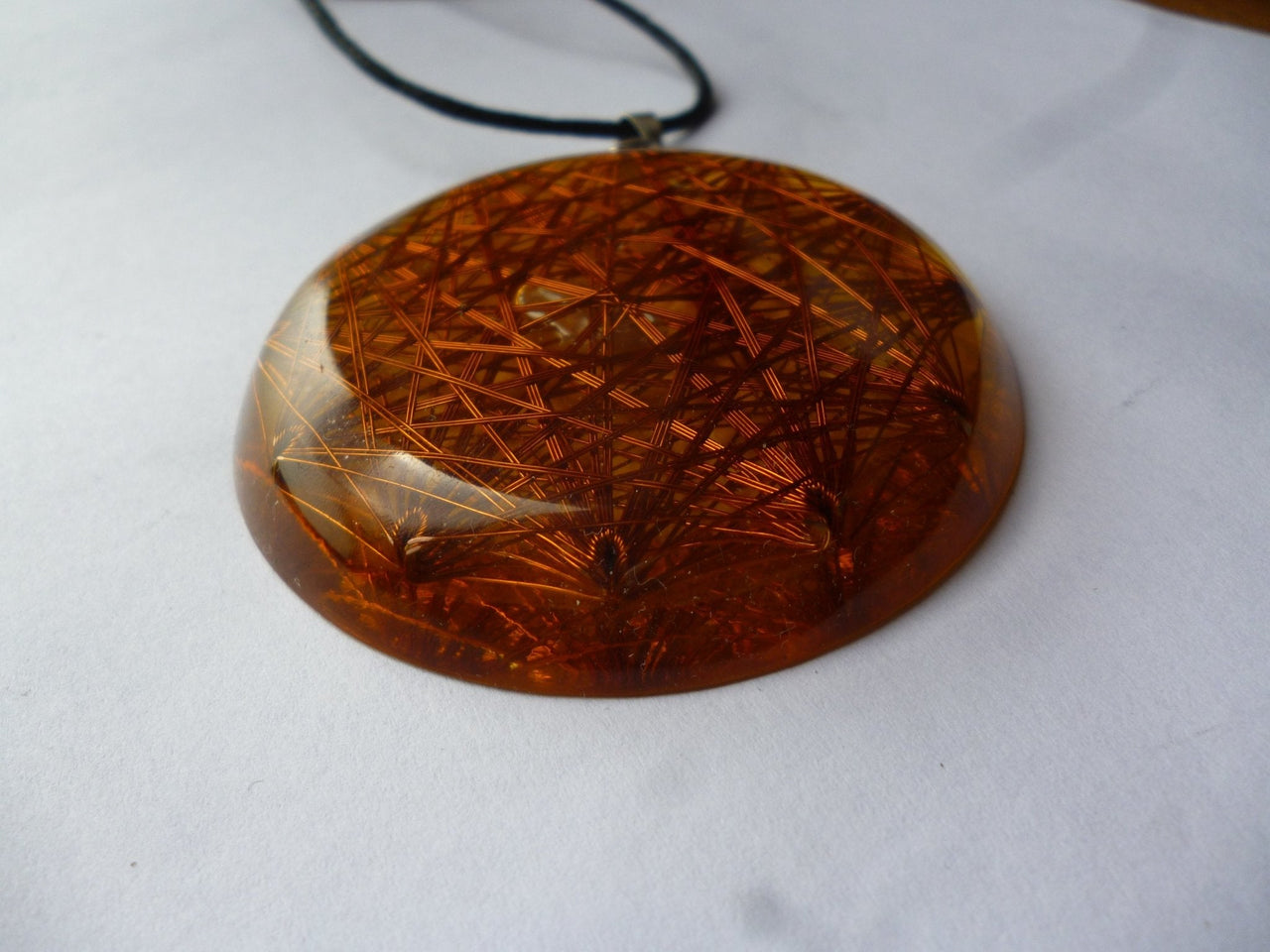 Icosahedral Resonator Filter Against Noxious Frequencies - Metayantra Consciencia