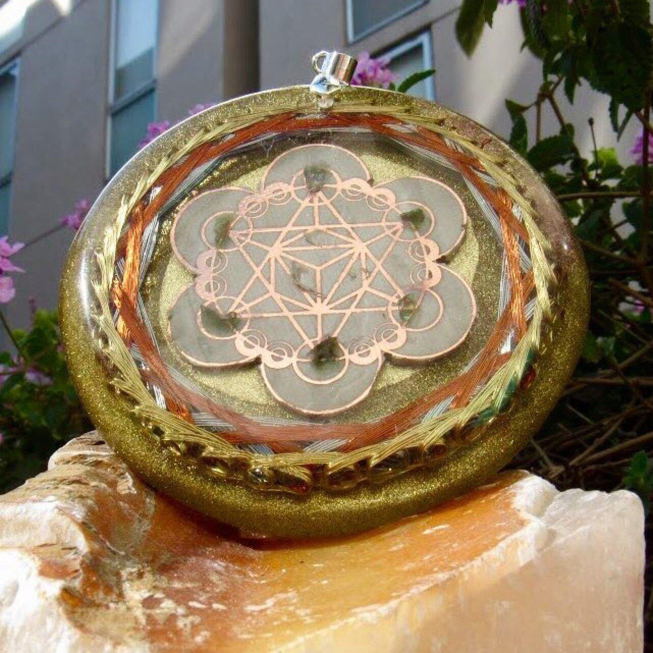 Moldavite Cley Hill Crop Circle 36 Vortex Quantic Resonator - Metayantra WorldWide