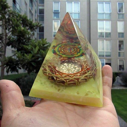 Sri Yantra Quantum Pyramid for Spiritual Liberation - Metayantra WorldWide